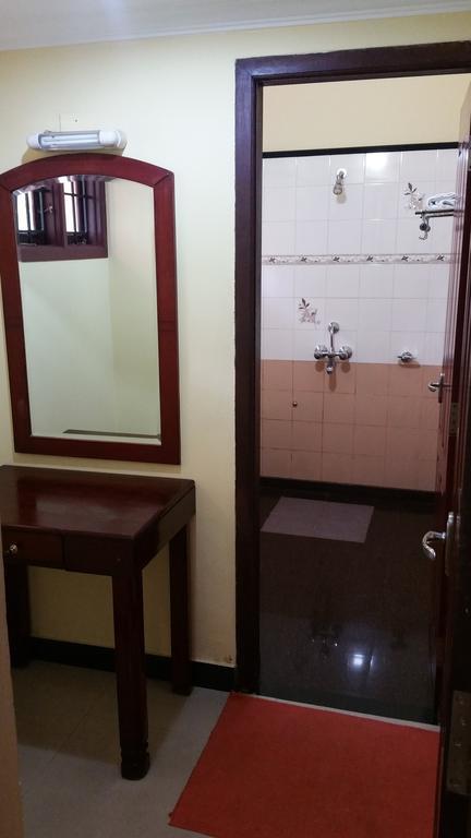 River View Guest House - Kavitha Residency Mangalore Exteriör bild